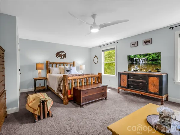 $1,250,000 | 249 Boulder Run Drive, Lake Lure, NC 28746