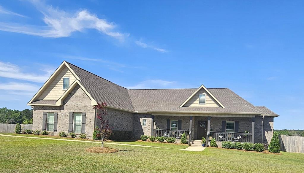 104 Cruz Court Dothan, AL 36305 - Photo 1 of 72 Main View