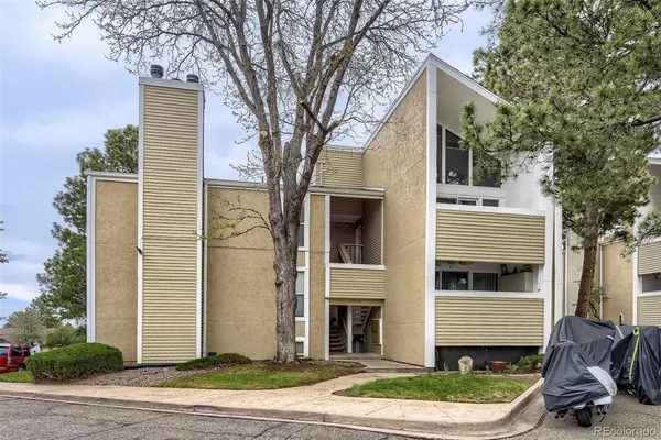 $220,000 | 3874 South Fraser Street, Unit P11, Aurora, CO 80014