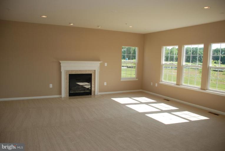 12701 Tayman Farm Road Brandywine, MD 20613 - Photo 10 of 14 Family Room