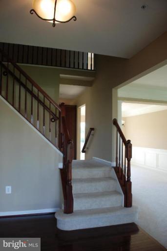 12701 Tayman Farm Road Brandywine, MD 20613 - Photo 3 of 14 Entrance / Foyer