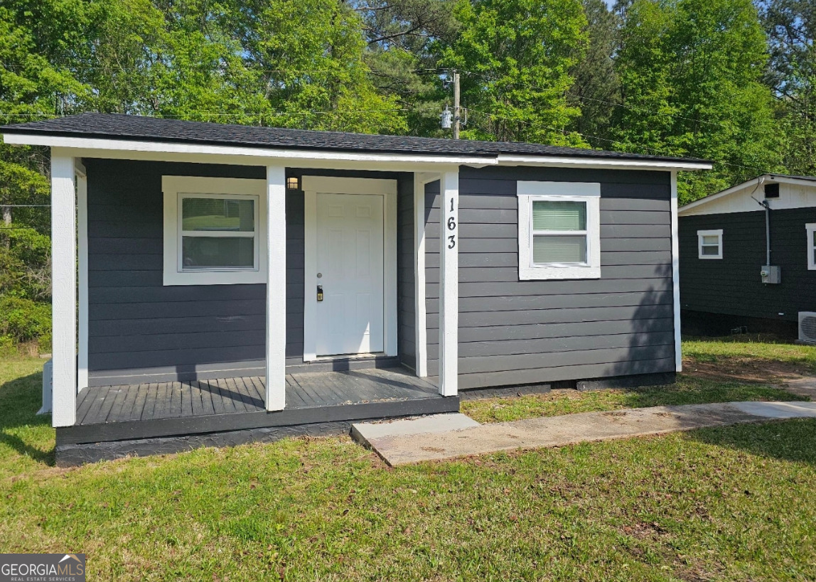 163 Kathryn Road Griffin, GA 30223 - Photo 1 of 32