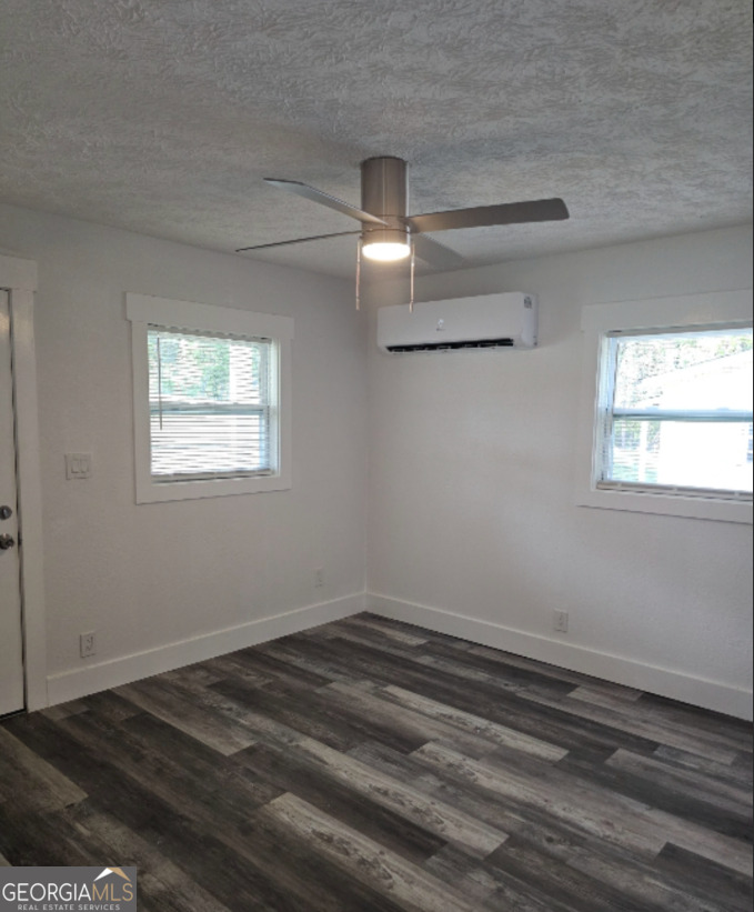 163 Kathryn Road Griffin, GA 30223 - Photo 11 of 32