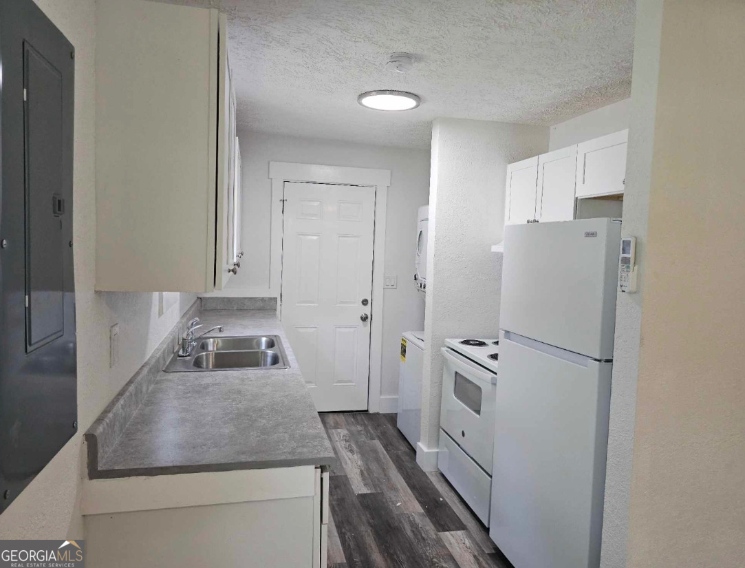 163 Kathryn Road Griffin, GA 30223 - Photo 14 of 32