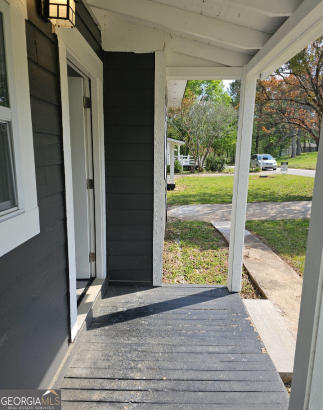 163 Kathryn Road Griffin, GA 30223 - Photo 4 of 32