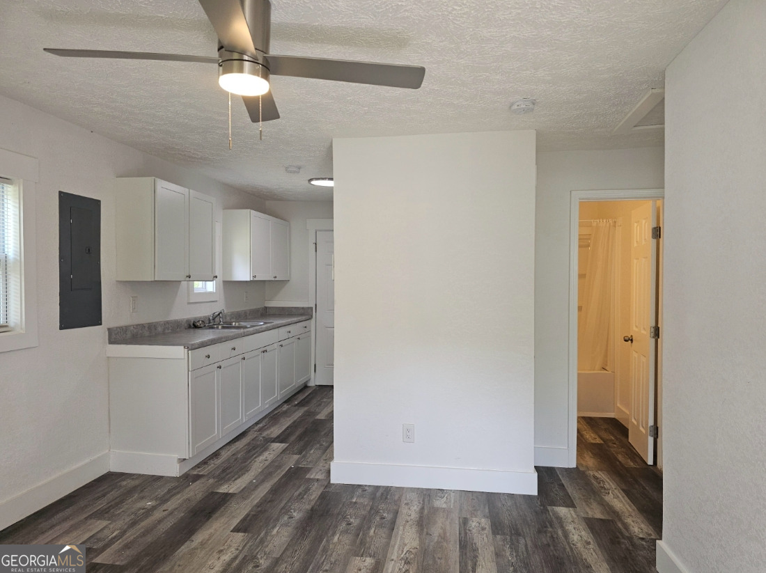 163 Kathryn Road Griffin, GA 30223 - Photo 7 of 32