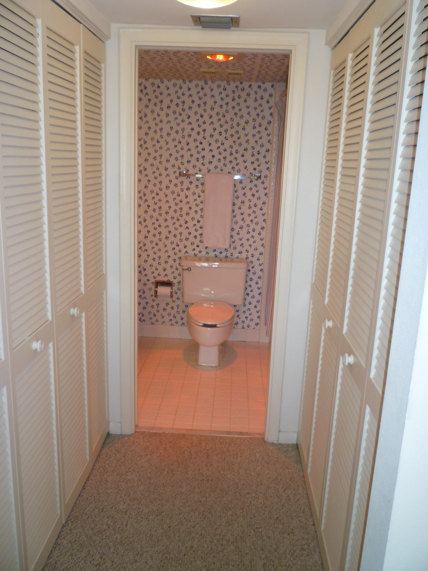 7819 Lakeside Boulevard, Unit 843 Boca Raton, FL 33434 - Photo 7 of 28 P1030058
