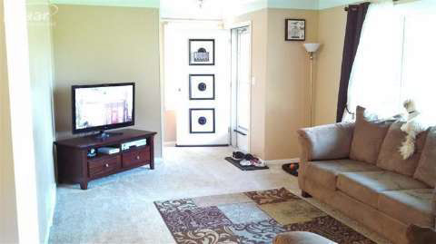 3274 Sheridan Road Flushing, MI 48433 - Photo 5 of 16 20363366-4.JPG