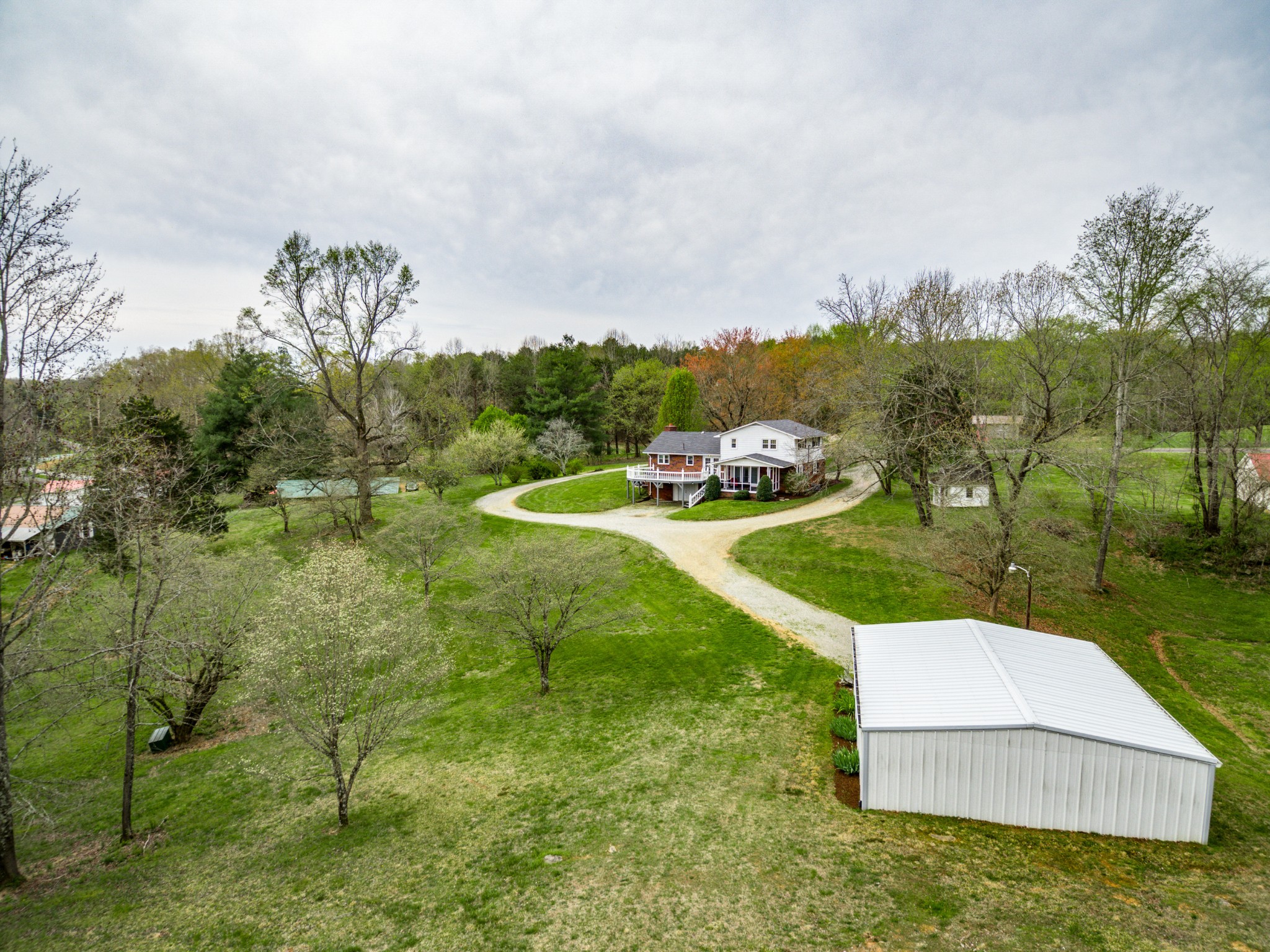 430 Sulphur Road Livingston, TN 38570 - Photo 2 of 29 Gallery Image 2