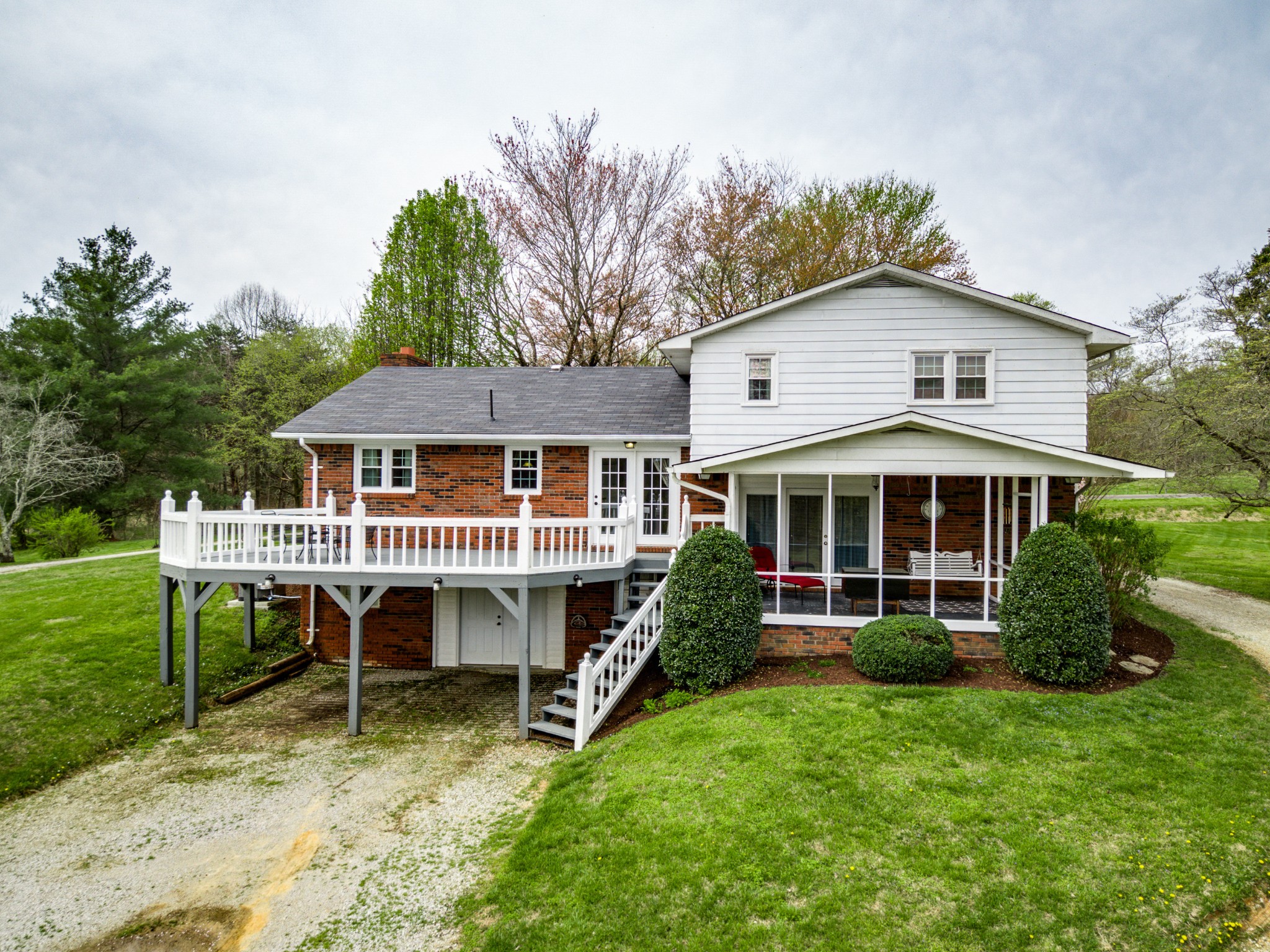 430 Sulphur Road Livingston, TN 38570 - Photo 4 of 29 Gallery Image 4