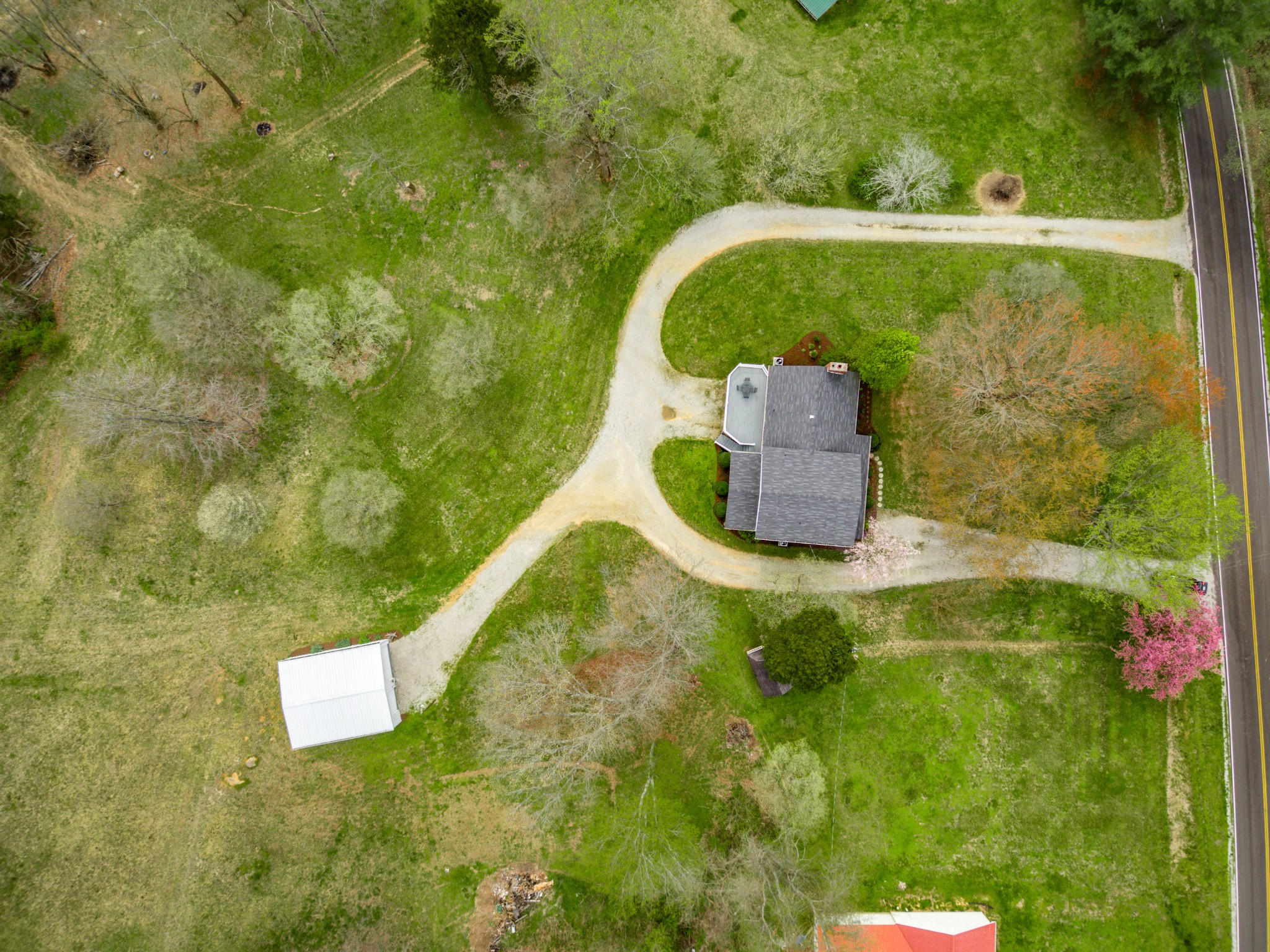 430 Sulphur Road Livingston, TN 38570 - Photo 5 of 29 Gallery Image 5