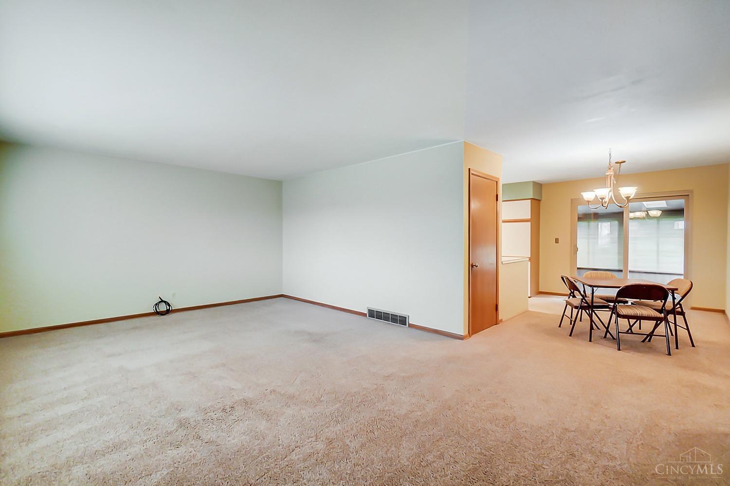 1400 Golf Street Riverside, OH 45432 - Photo 8 of 49