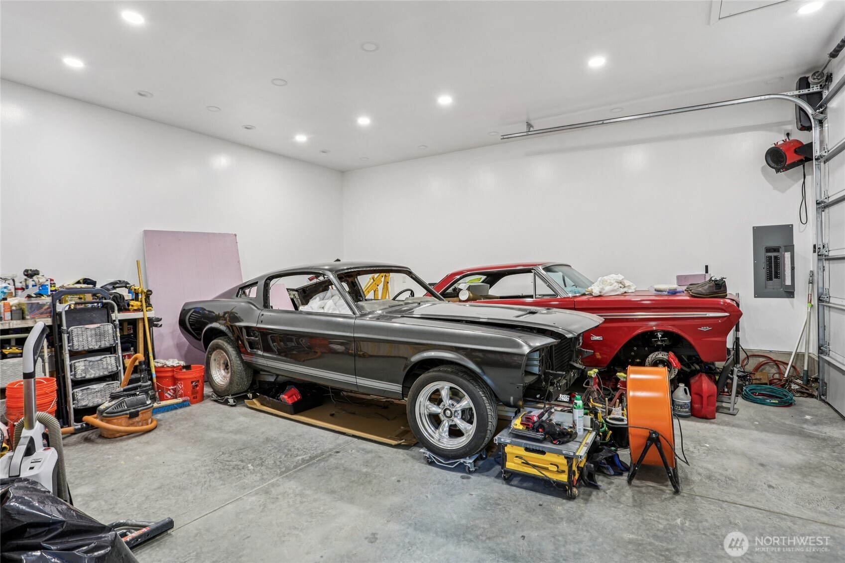 23629 7th Avenue West Bothell, WA 98021 - Photo 32 of 33 a view of car garage