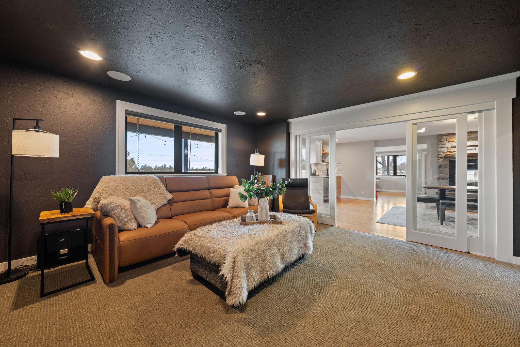 64835 Hunnell Road Bend, OR 97703 - Photo 19 of 110 79-web-or-mls-Riley Visuals-40