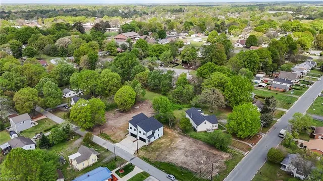 $249,900 | 836 Day Avenue, Burlington, NC 27217