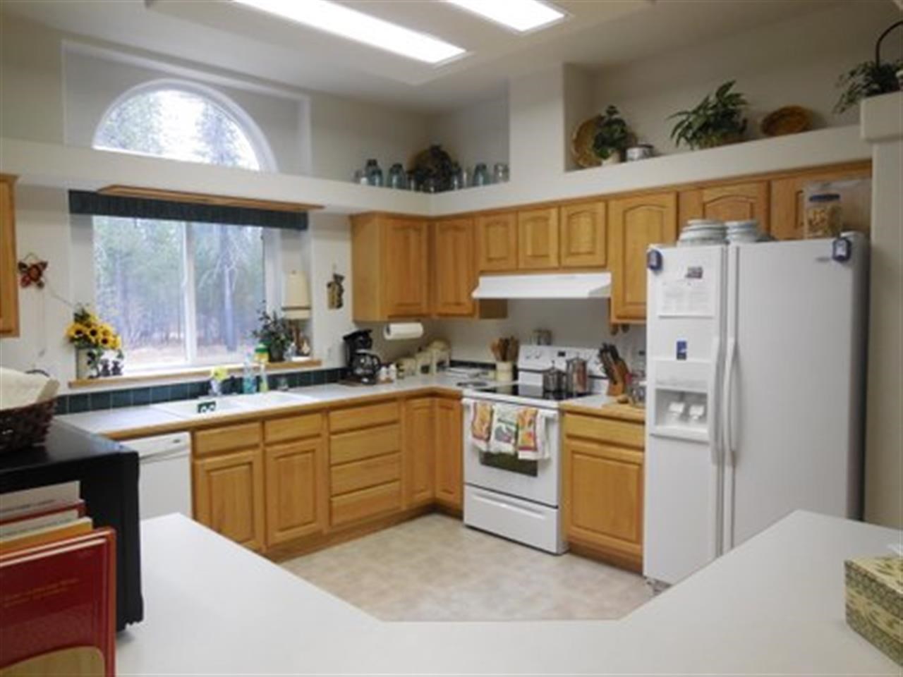 38324 North Hatch Road Deer Park, WA 99006 - Photo 3 of 20 Gallery Image 3