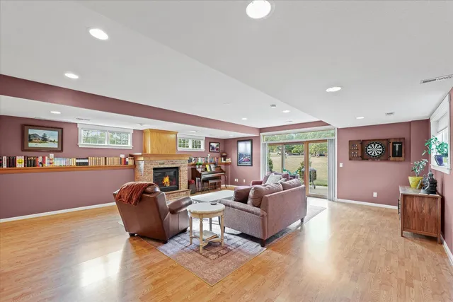 $454,900 | 2402 Walden Woods Court, Mahomet, IL 61853