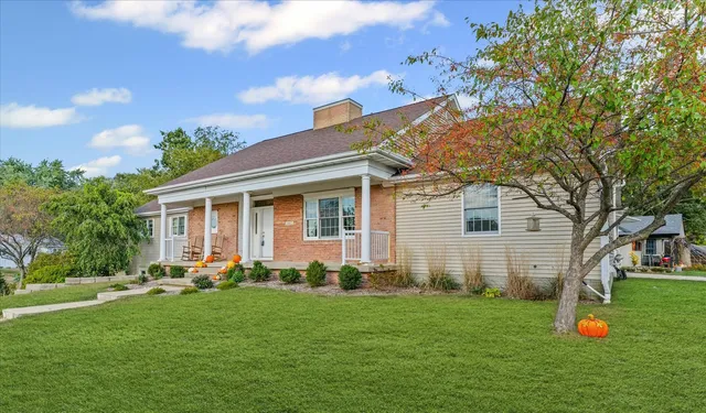 $454,900 | 2402 Walden Woods Court, Mahomet, IL 61853