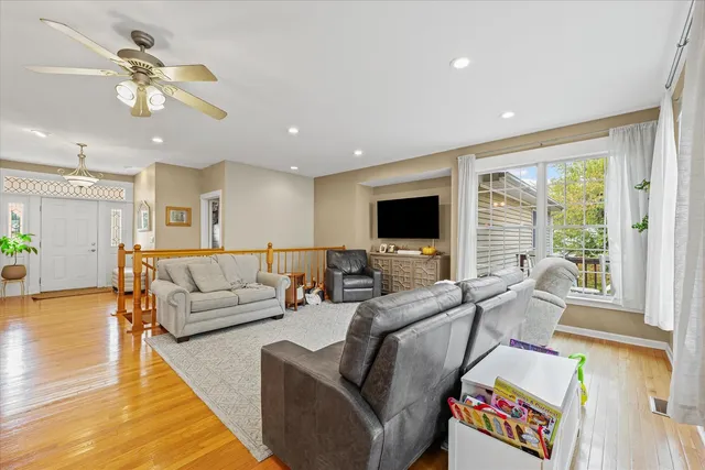 $454,900 | 2402 Walden Woods Court, Mahomet, IL 61853