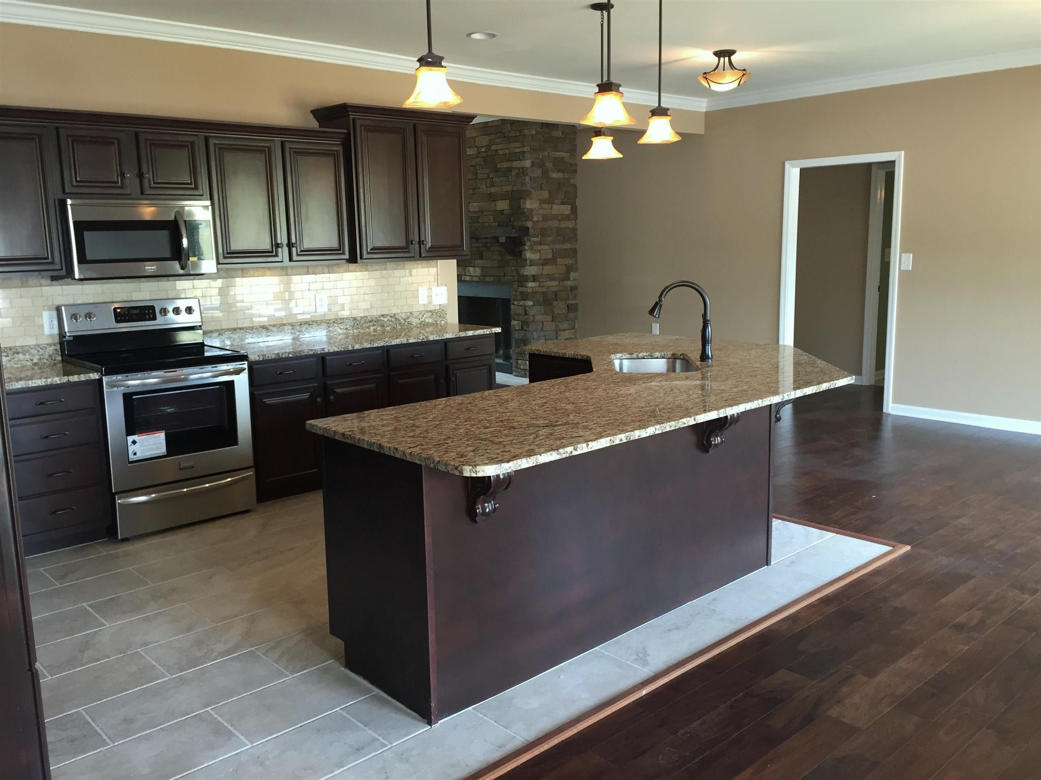 2047 Rieves Bend Road Columbia, TN 38401 - Photo 5 of 20 Gallery Image 5