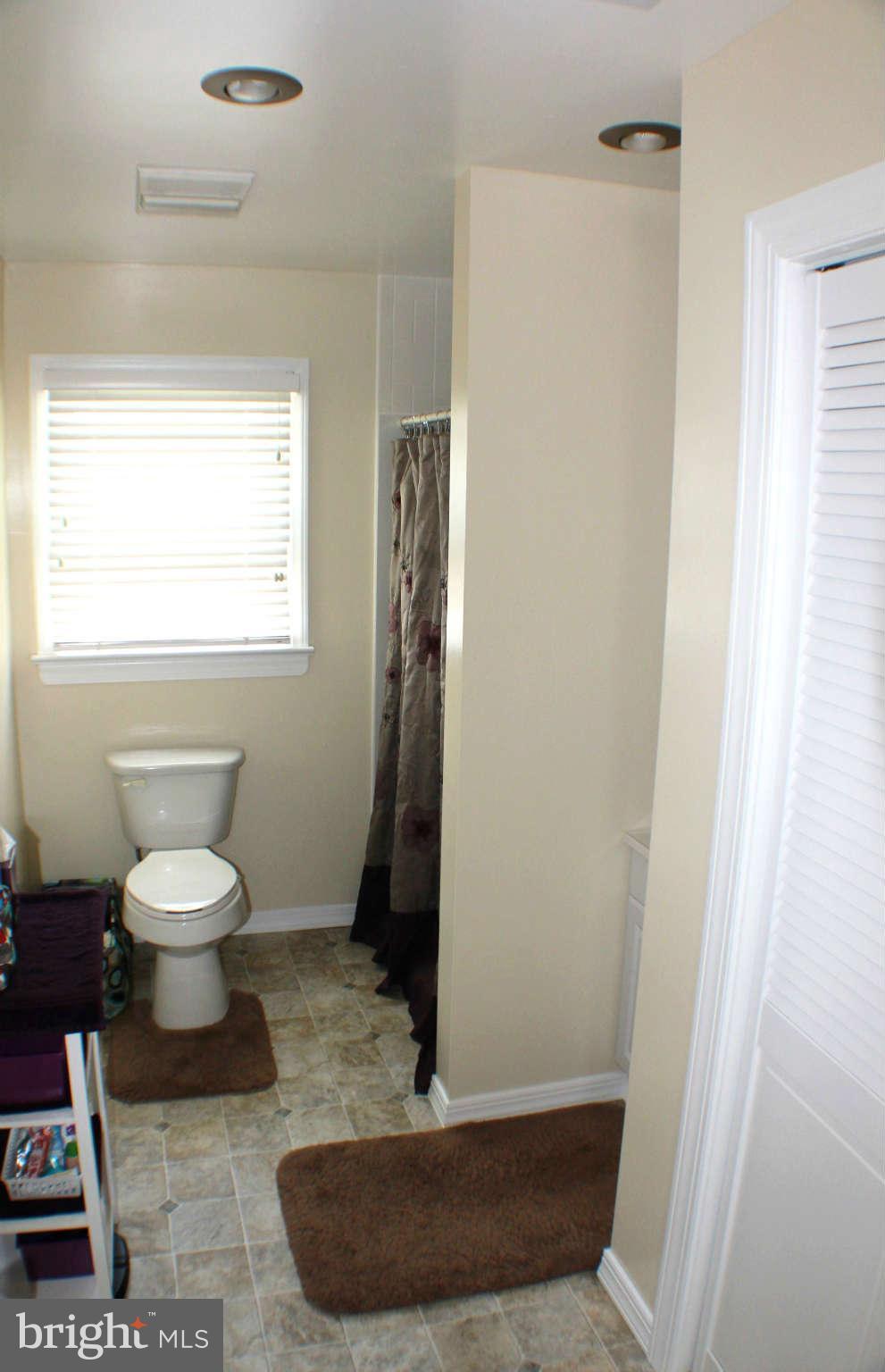 72 Truslow Road Fredericksburg, VA 22405 - Photo 14 of 17 Bath (Master)