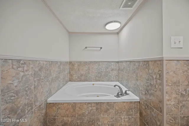 $212,900 | 475 Vail Drive, Greenville, NC 27834