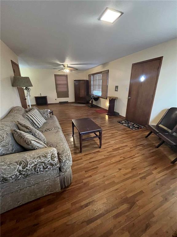 720 North 8th Street Humboldt, KS 66748 - Photo 11 of 25