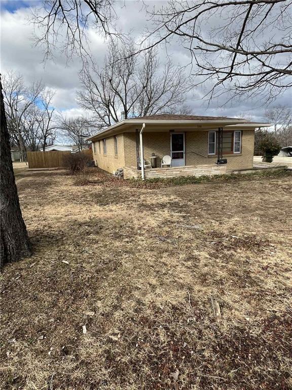 720 North 8th Street Humboldt, KS 66748 - Photo 5 of 25