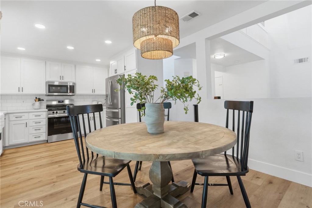 31880 Corte Algete Temecula, CA 92592 - Photo 11 of 59