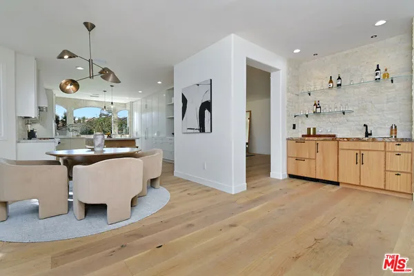 $4,150,000 | 25605 Melbourne Court, Calabasas, CA 91302