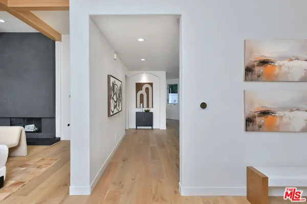 $4,150,000 | 25605 Melbourne Court, Calabasas, CA 91302