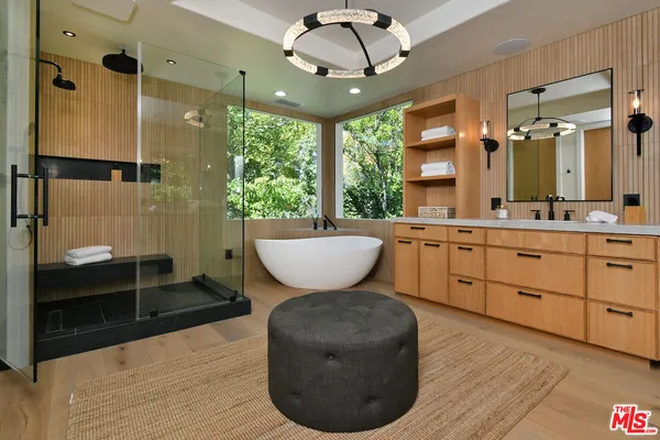 $4,150,000 | 25605 Melbourne Court, Calabasas, CA 91302