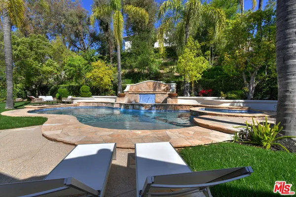 $4,150,000 | 25605 Melbourne Court, Calabasas, CA 91302