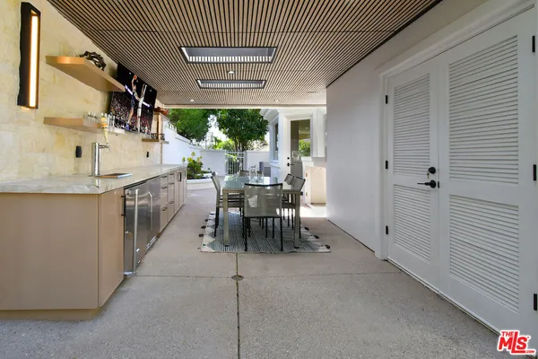 $4,150,000 | 25605 Melbourne Court, Calabasas, CA 91302