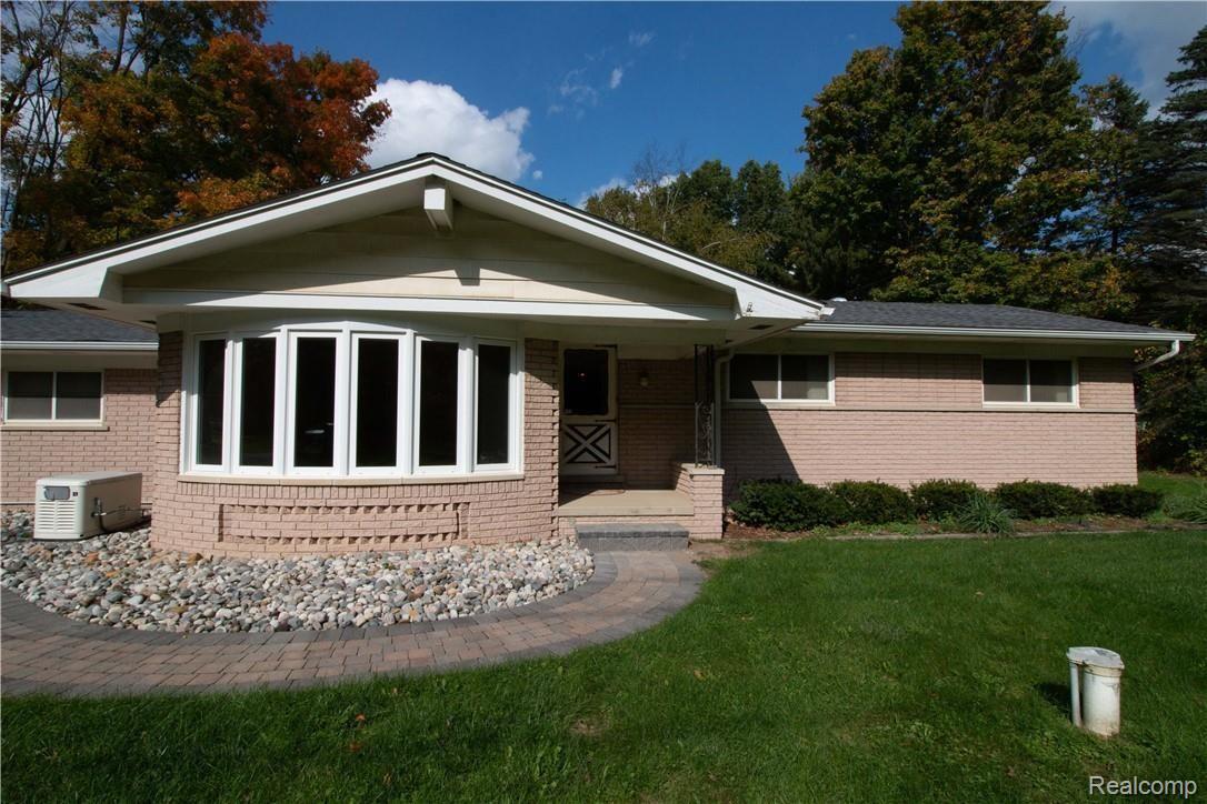 8160 Foster Road Clarkston, MI 48346 - Photo 31 of 34 IMG_6284.jpg
