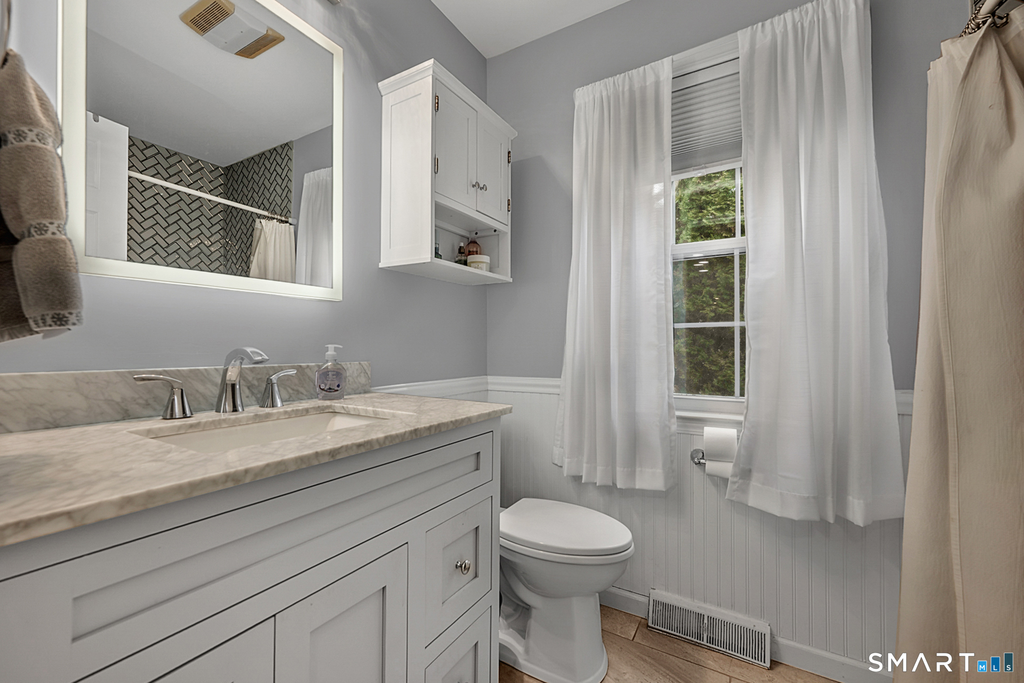 22 Commodore Hull Drive Derby, CT 06418 - Photo 11 of 31