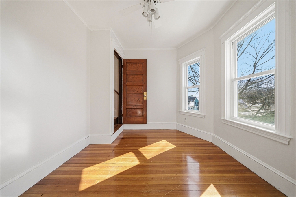 36 Jasper Street Saugus, MA 01906 - Photo 24 of 40