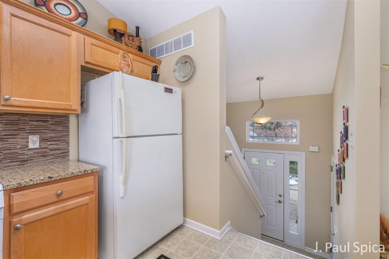 1345 Nevada Ridge Drive Southwest, Unit 46 Byron Center, MI 49315 - Photo 10 of 27