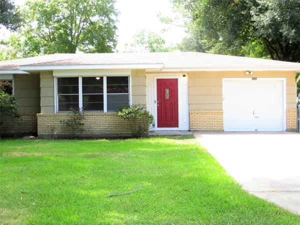 $235,000 | 2809 Rosadele Street, La Marque, TX 77568