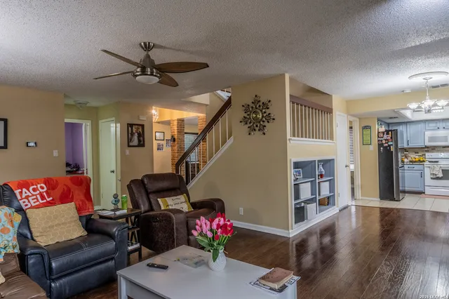 $289,000 | 7203 Frontier Ridge Drive, Converse, TX 78109