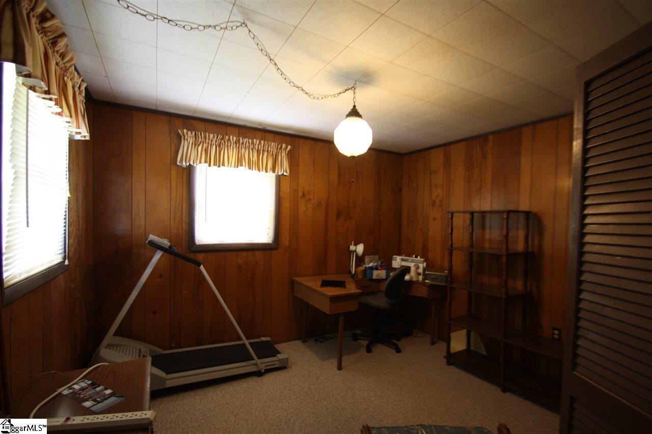 870 Westmoreland Road Greer, SC 29651 - Photo 13 of 30 Gallery Image 13
