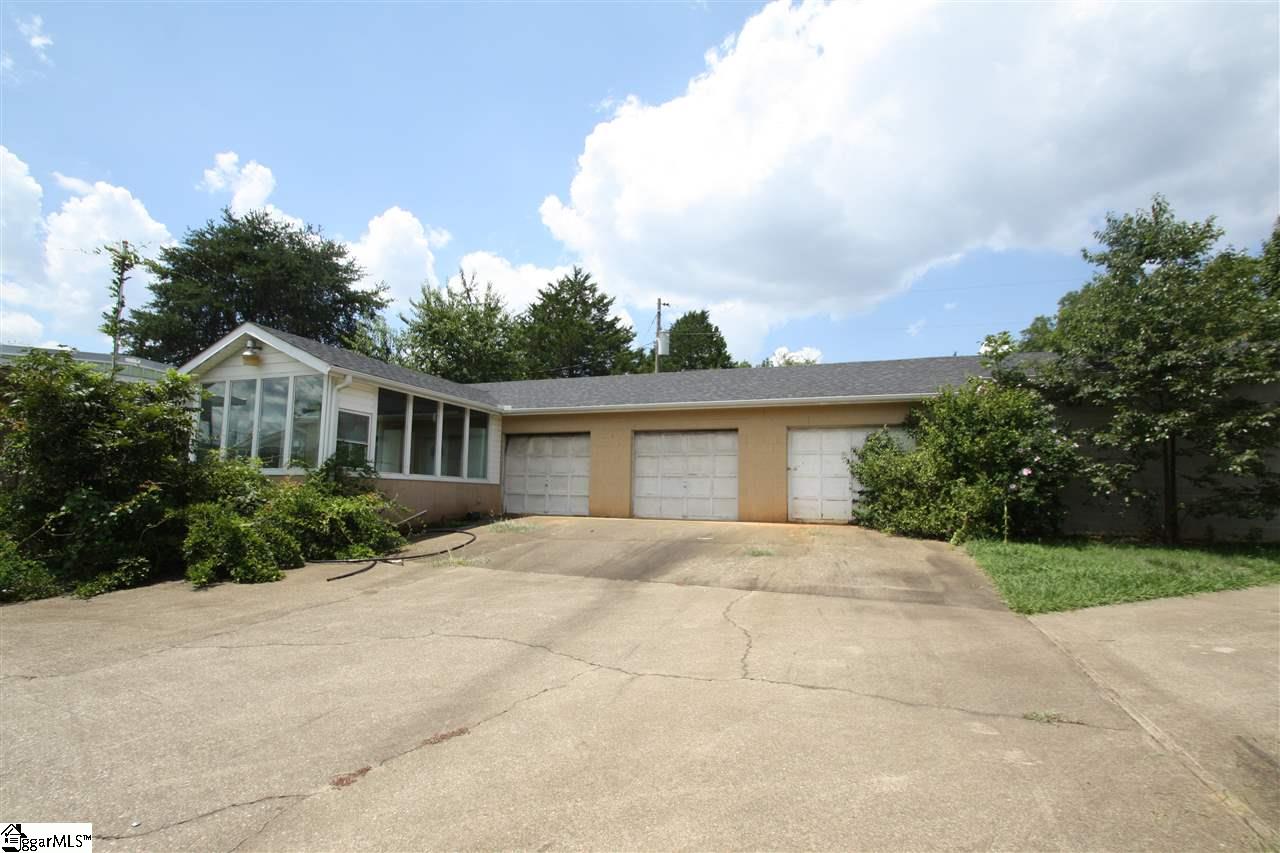 870 Westmoreland Road Greer, SC 29651 - Photo 26 of 30 Gallery Image 26
