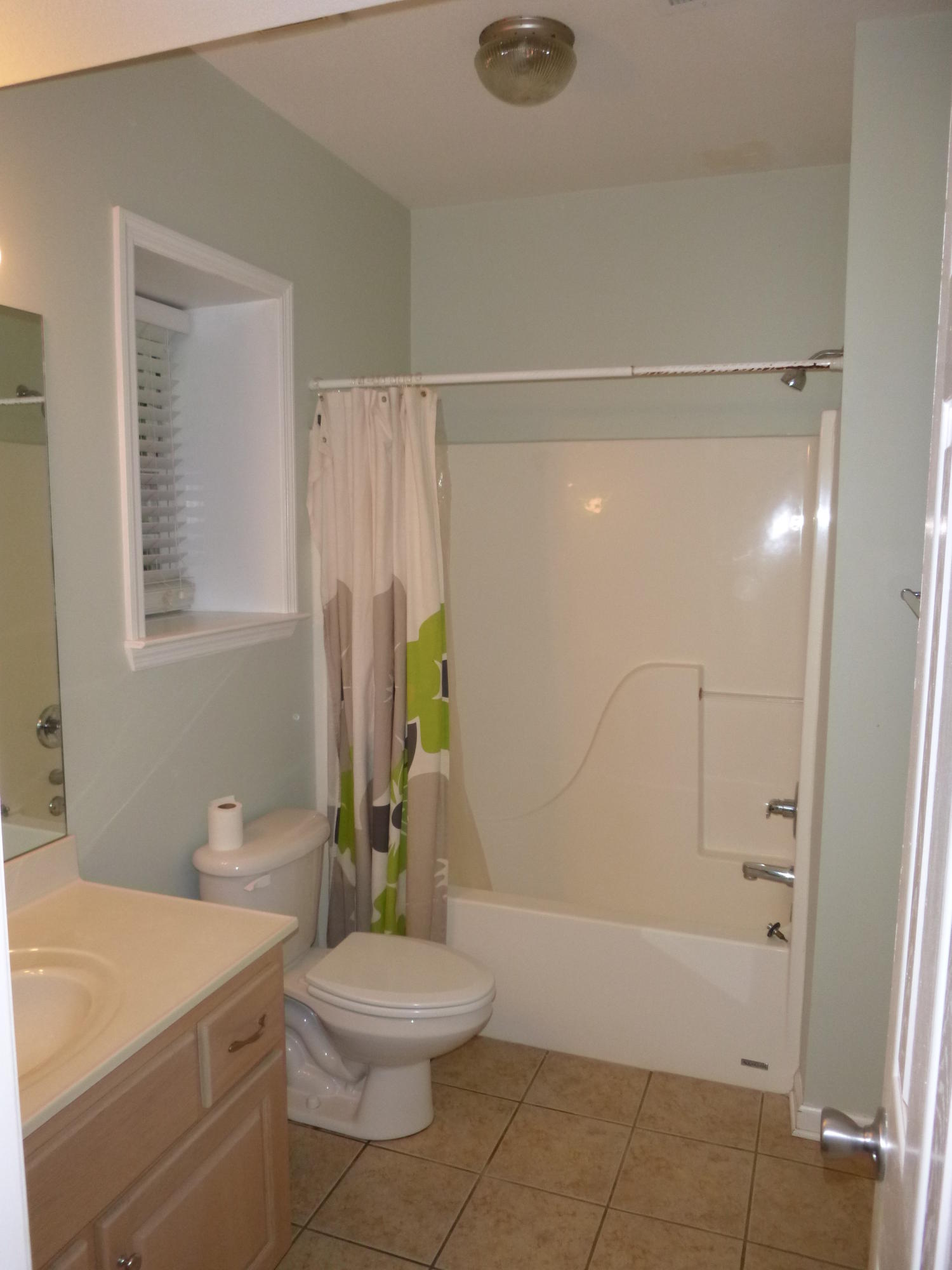 1120 Fernway Road Chattanooga, TN 37405 - Photo 20 of 28 Bath 3