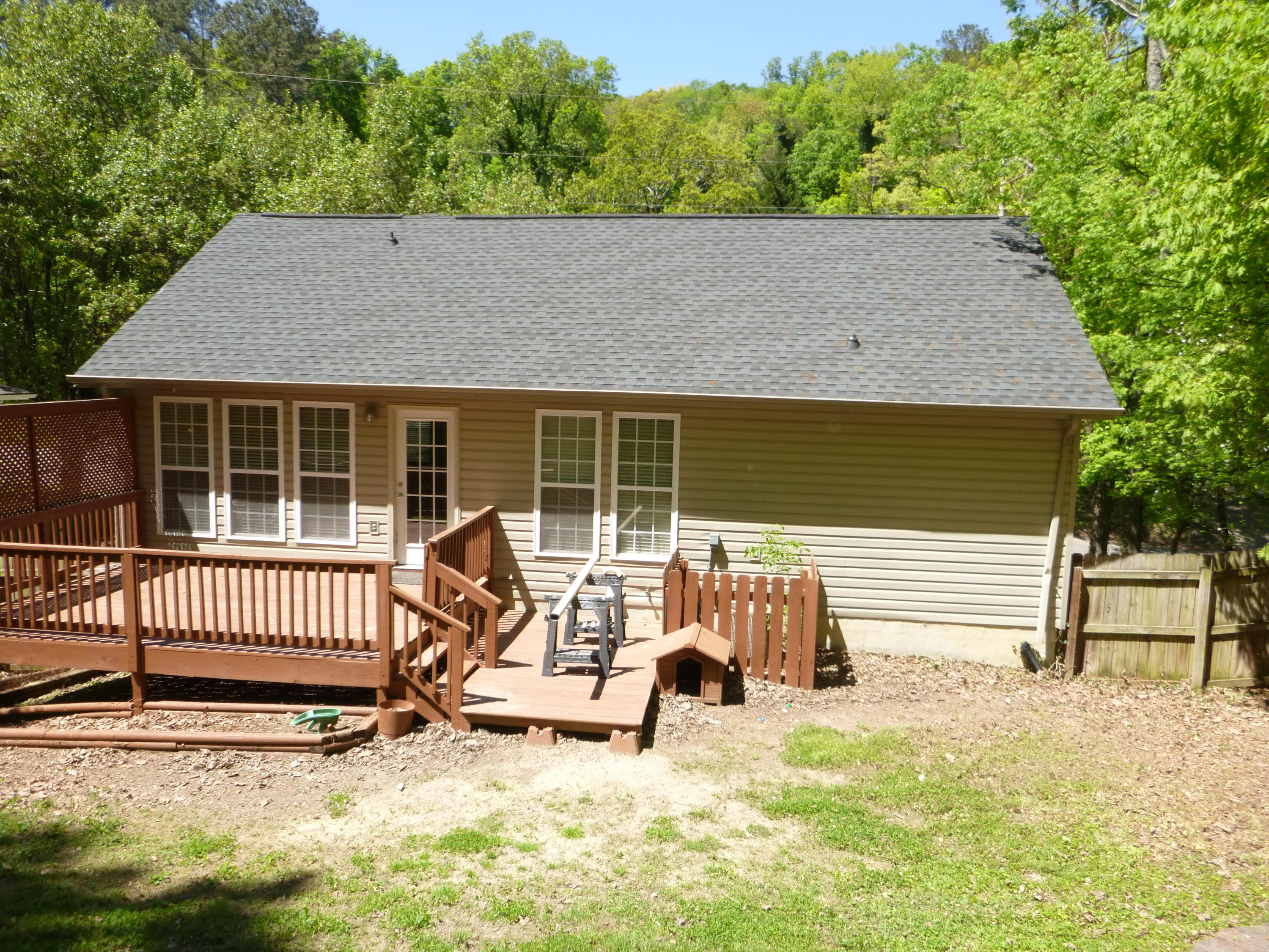 1120 Fernway Road Chattanooga, TN 37405 - Photo 26 of 28 House Back