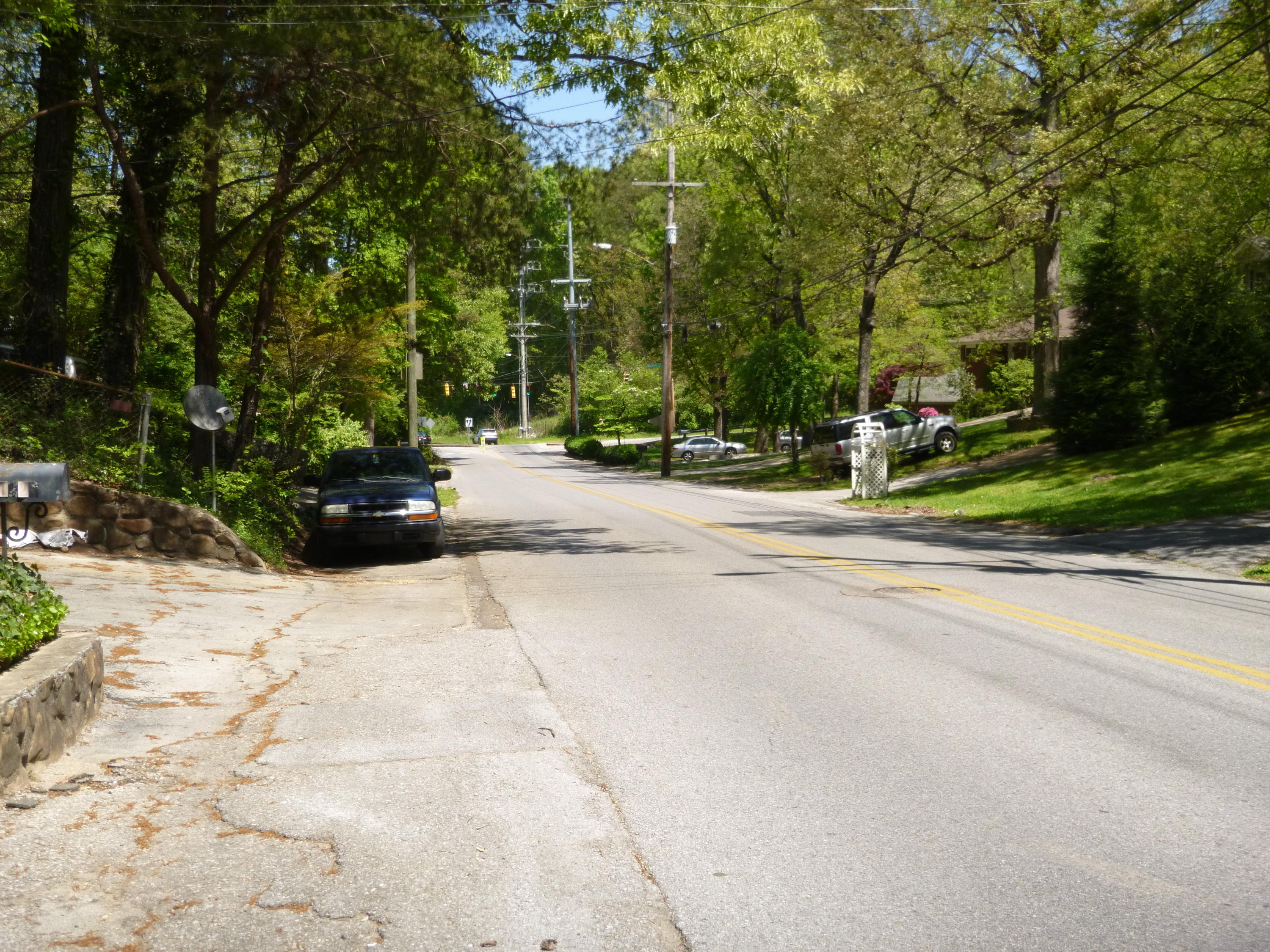 1120 Fernway Road Chattanooga, TN 37405 - Photo 27 of 28 Street View