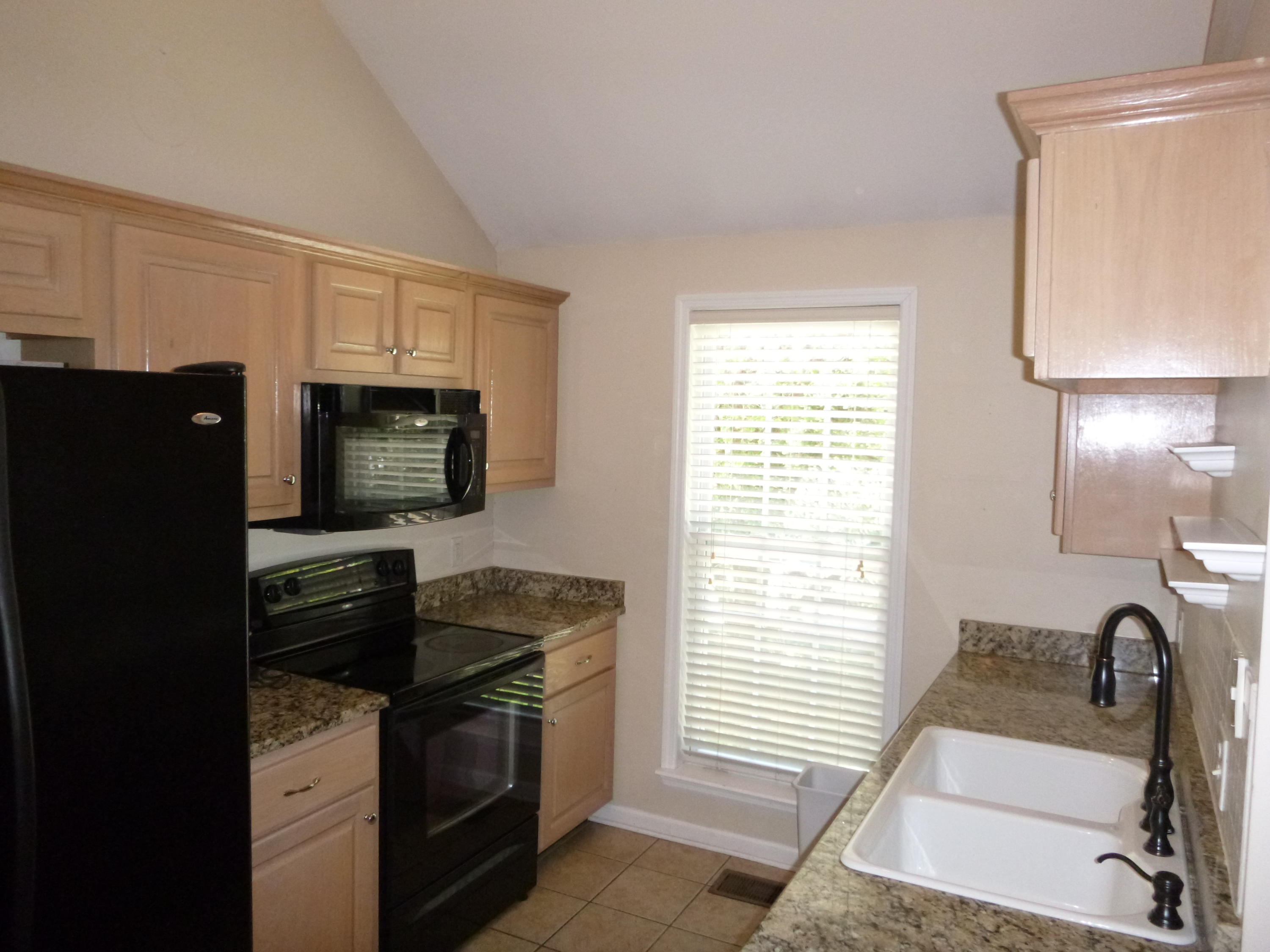 1120 Fernway Road Chattanooga, TN 37405 - Photo 6 of 28 More Kitchen