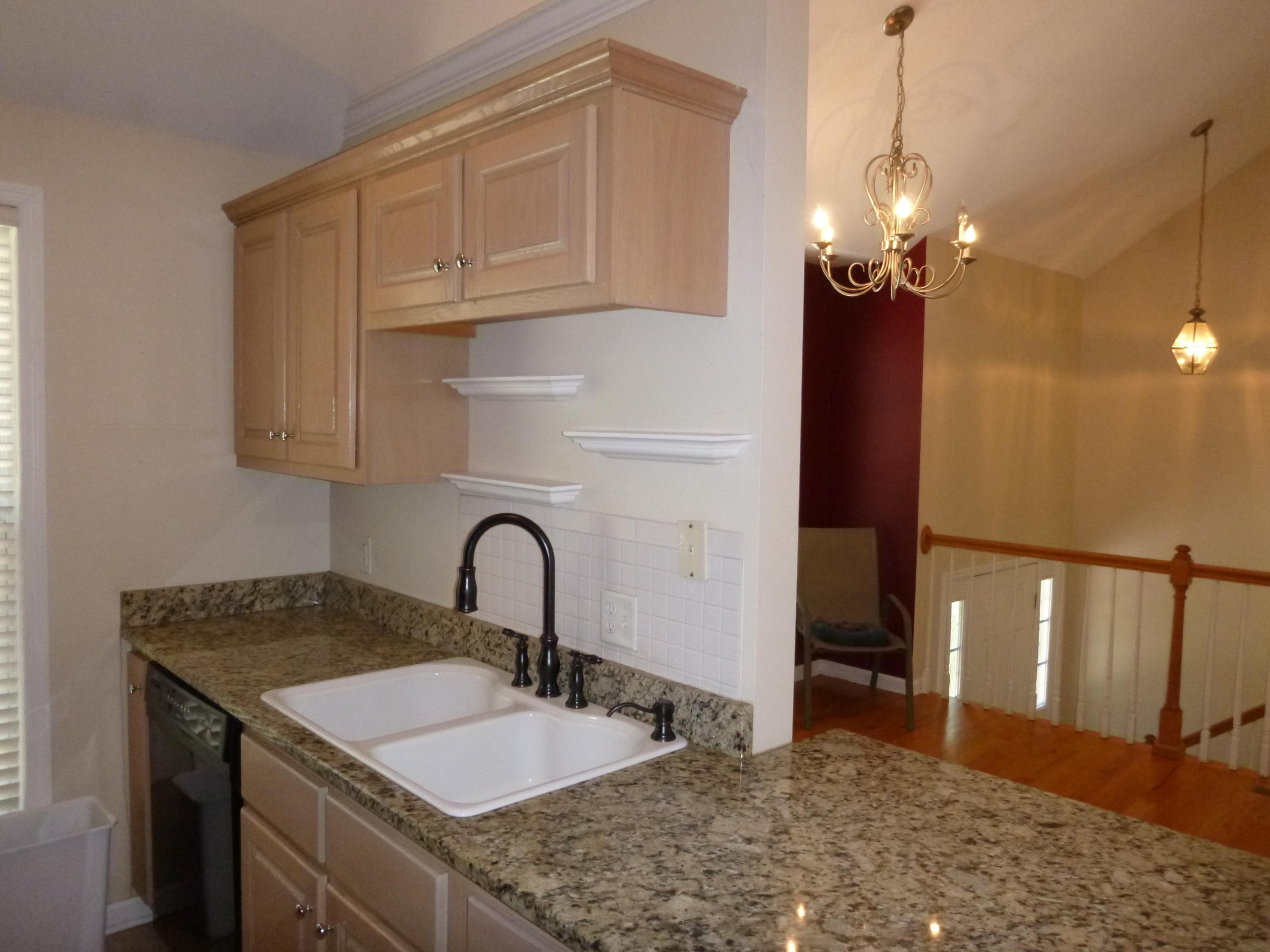 1120 Fernway Road Chattanooga, TN 37405 - Photo 7 of 28 Kitchen +