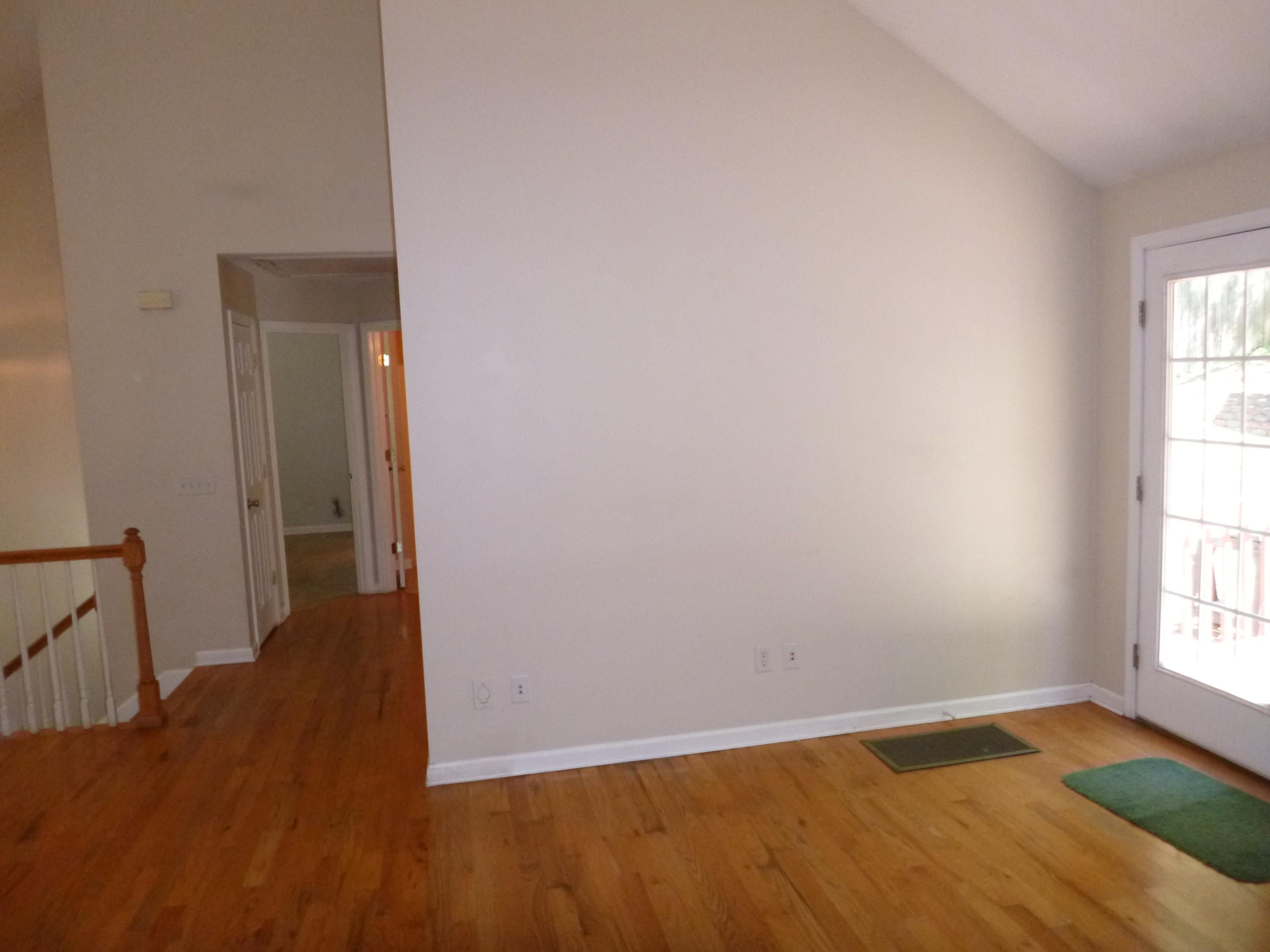 1120 Fernway Road Chattanooga, TN 37405 - Photo 8 of 28 Hallway