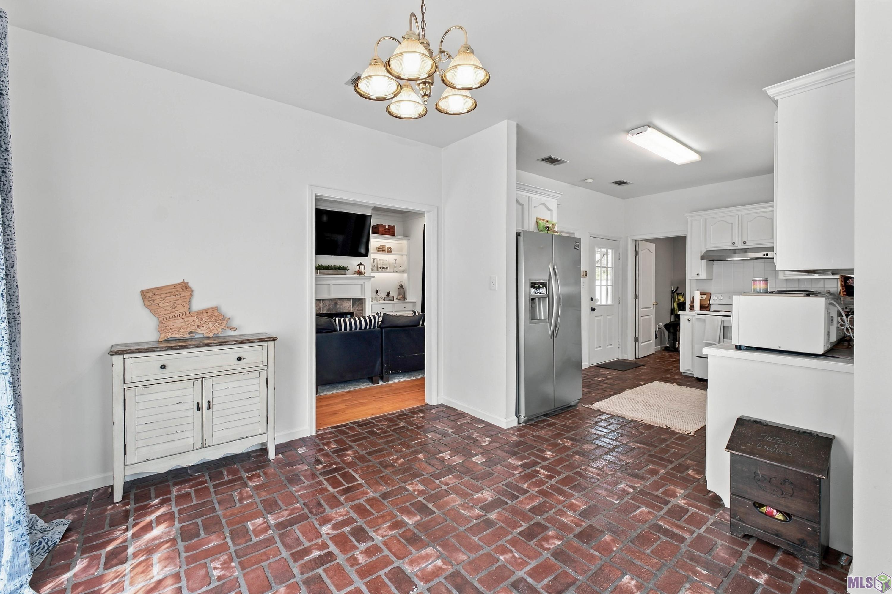 17086 Rennes Road Prairieville, LA 70769 - Photo 7 of 19 Gallery Image 7