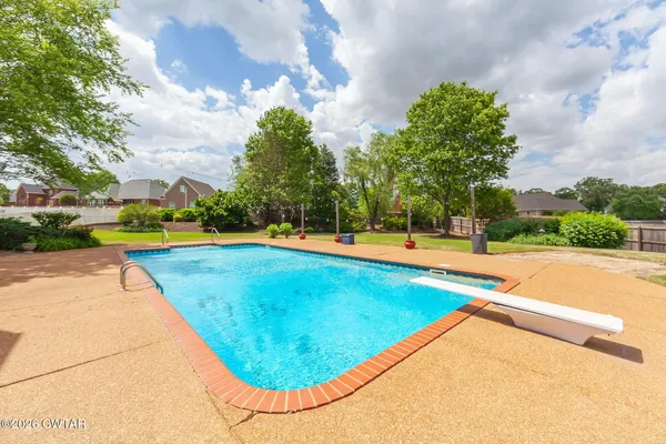 $549,900 | 37 Starlight Cove, Jackson, TN 38305